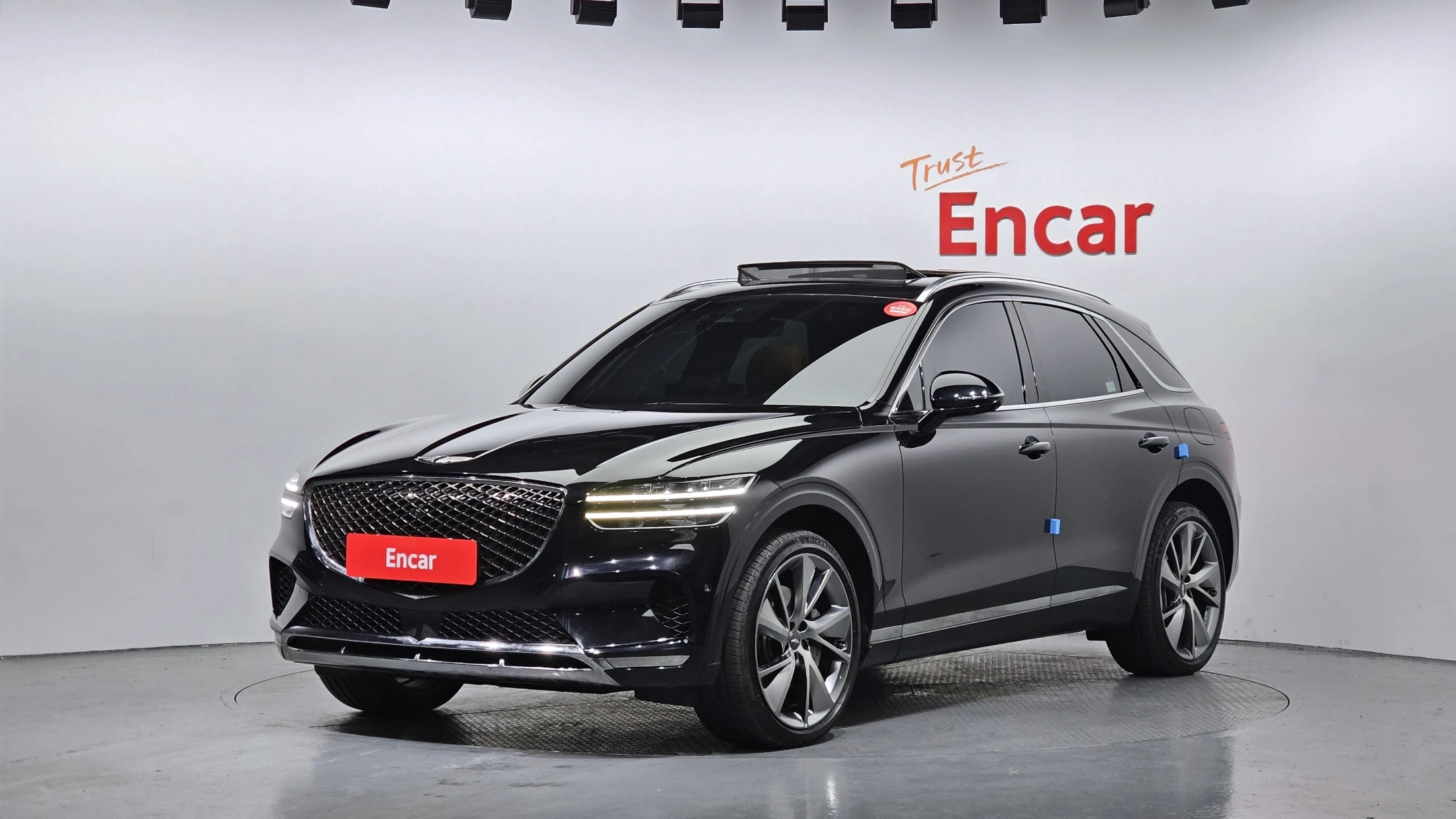 Genesis Gv70