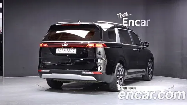 Kia Canival Carnival, 2022 — фото 2
