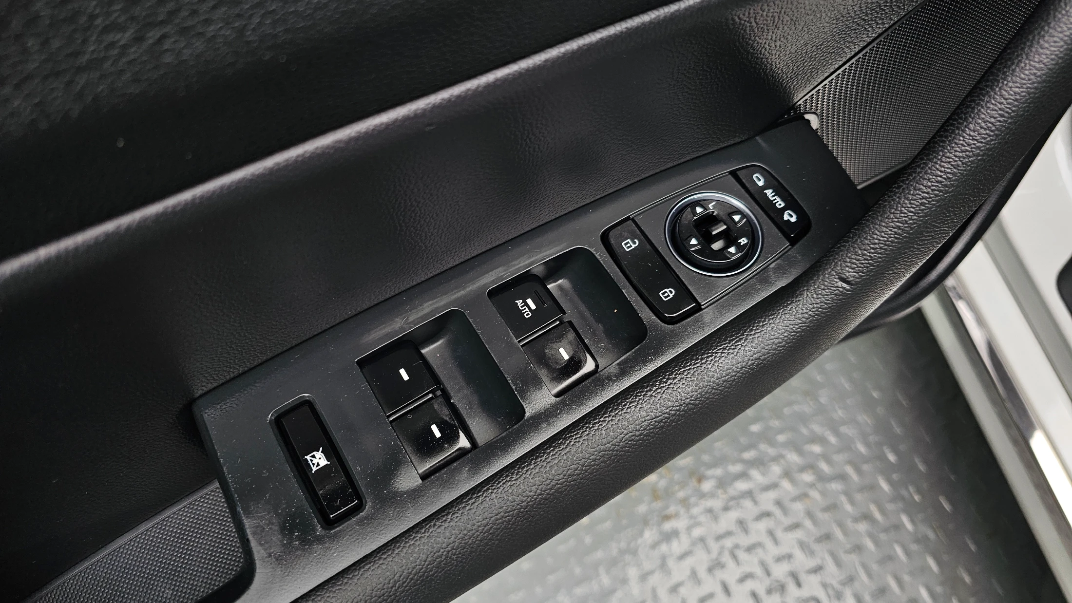 Hyundai Sonata LF Sonata Hybrid, 2016 — фото 28