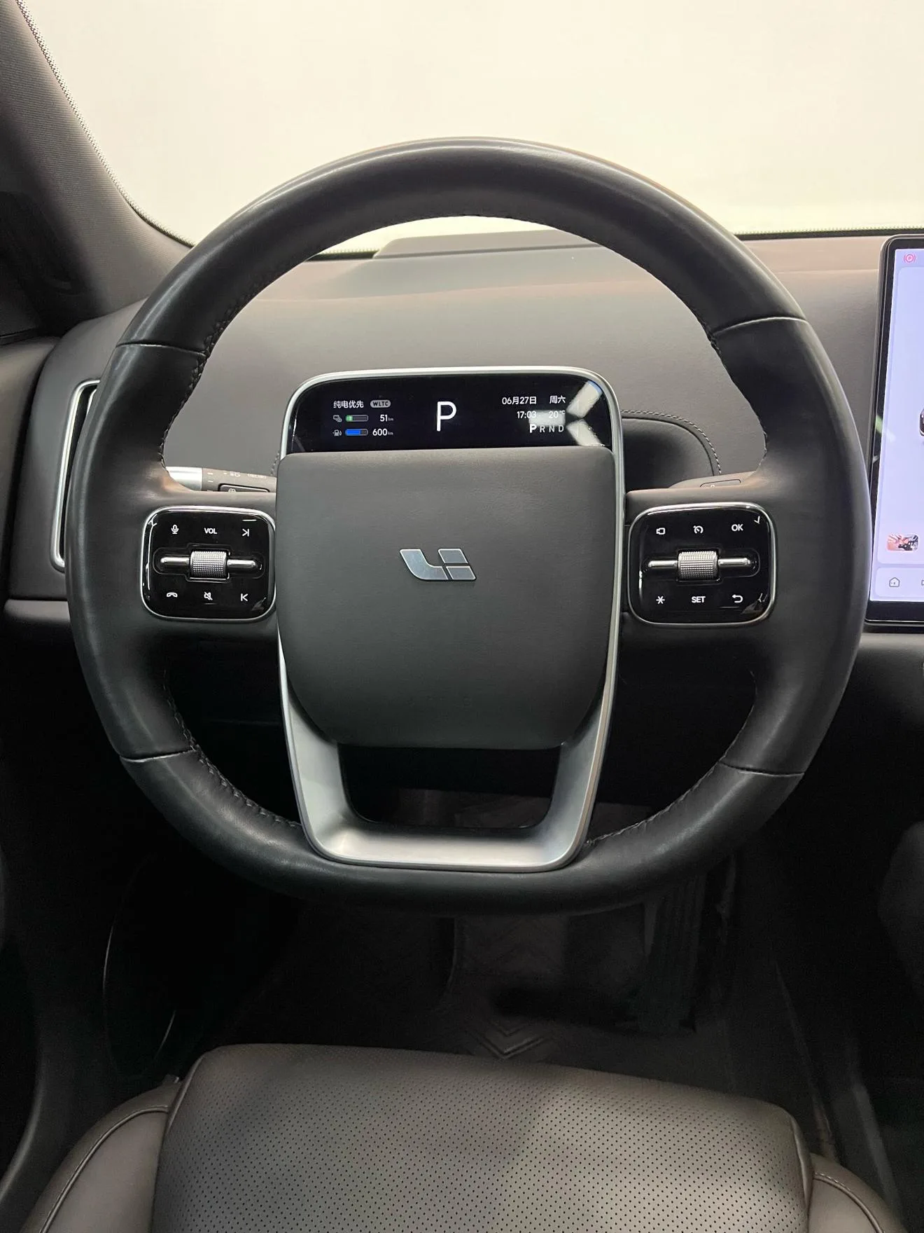 Li Auto Ideal L9, 2022 — фото 10