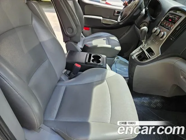 Hyundai Starex Grand Starex, 2012 — фото 12