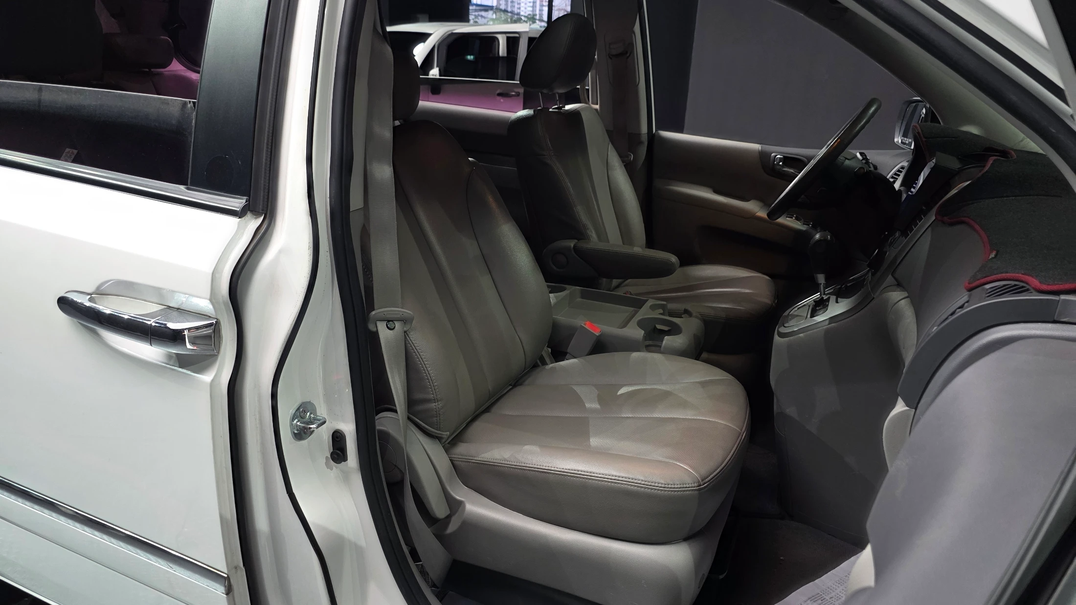 Kia Canival Carnival R, 2013 — фото 12