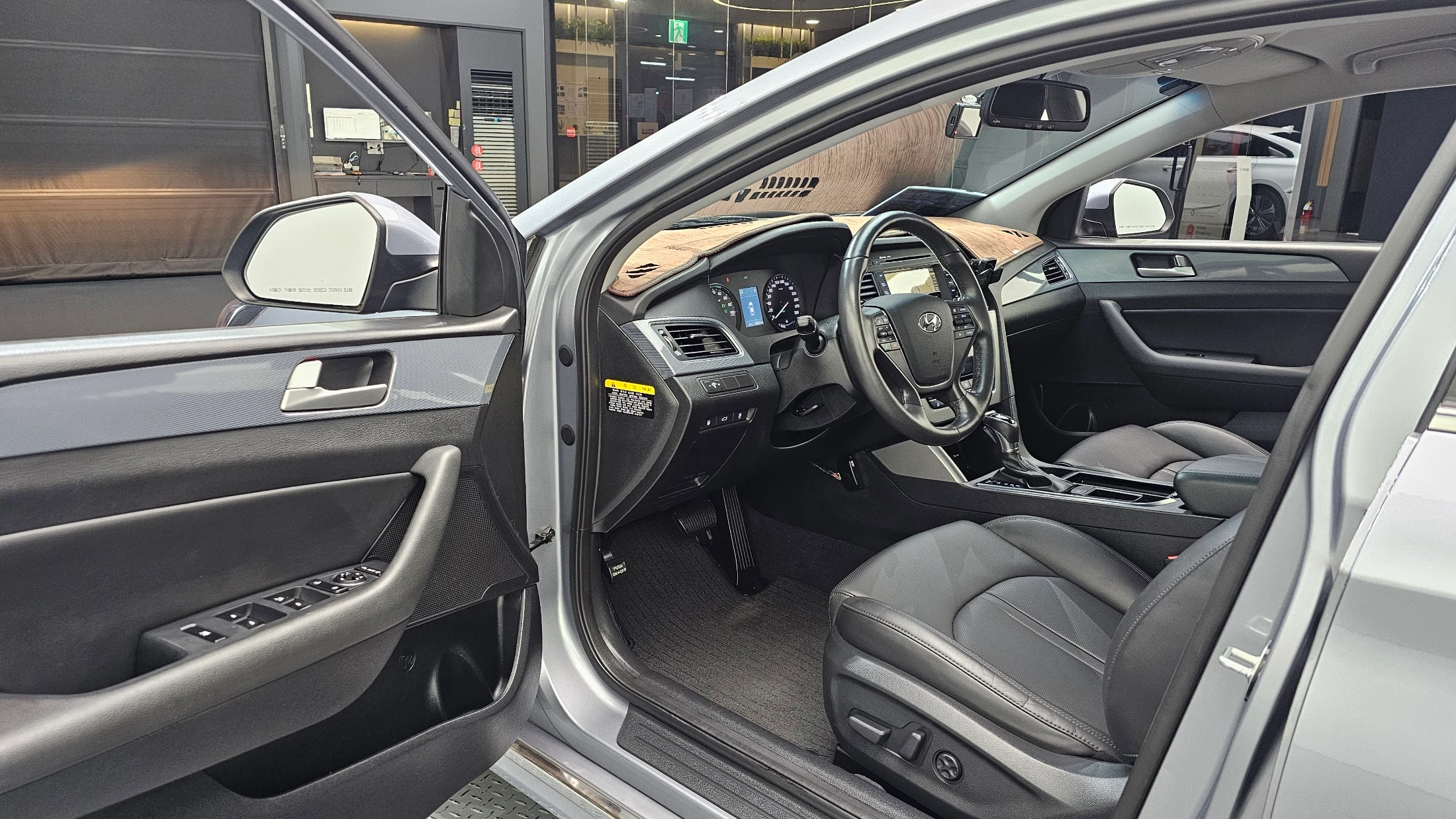 Hyundai Sonata LF Sonata Hybrid, 2016 — фото 10