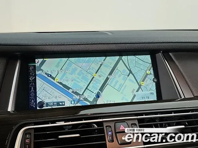 BMW 7-Series F01, 2013 — фото 13