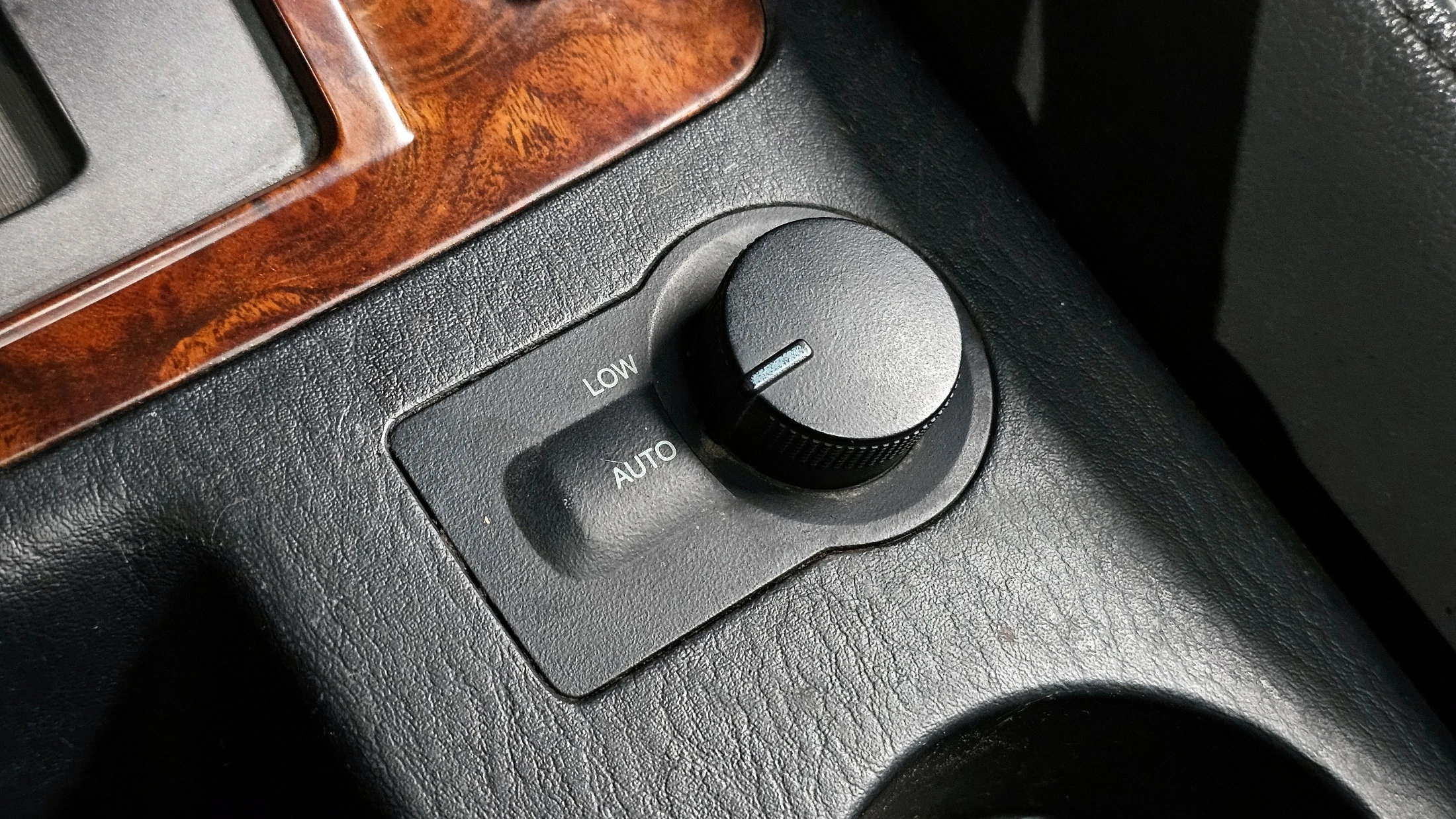 Hyundai Terracan, 2003 — фото 14