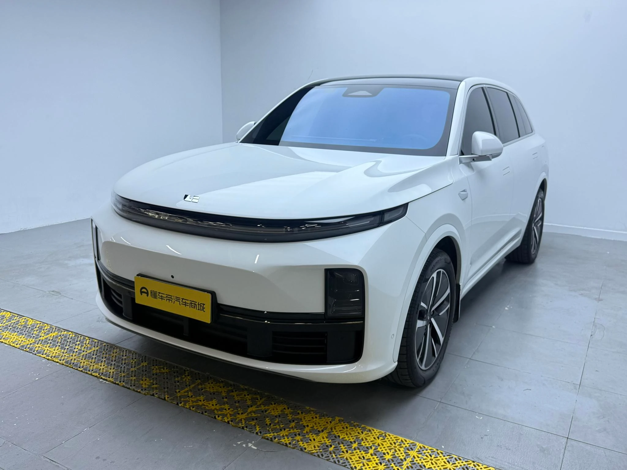 Li Auto Ideal L7