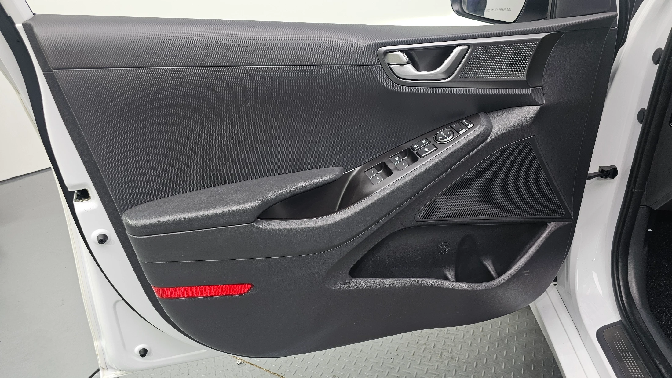 Hyundai Ioniq Ionic Electric, 2020 — фото 25