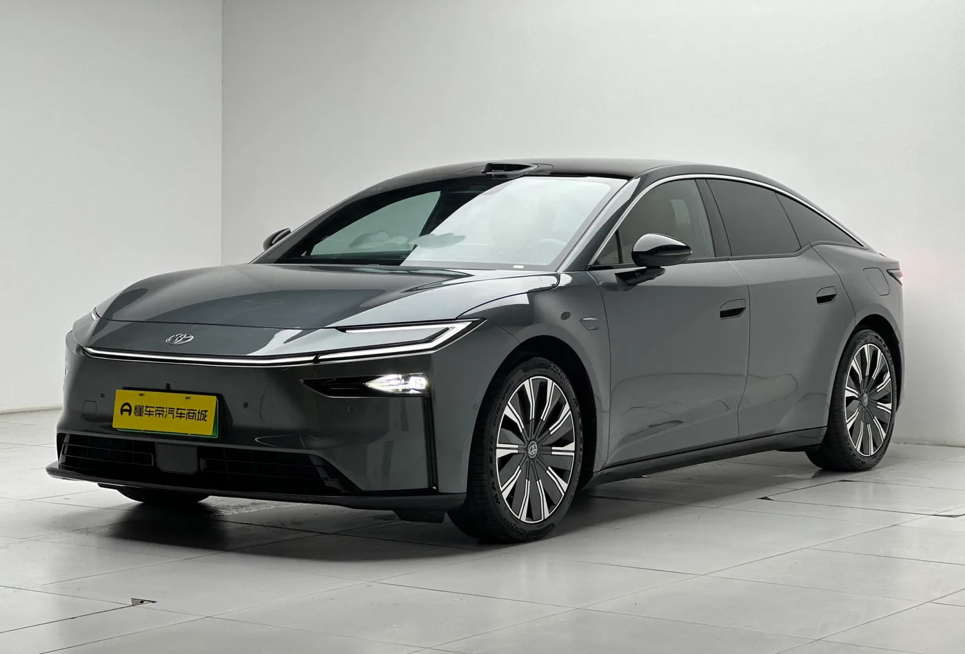 Toyota Platinum Intelligence 7