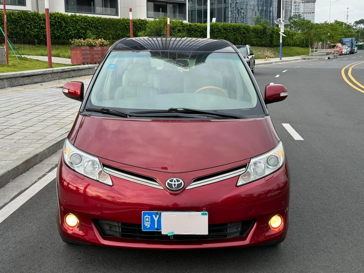 Toyota Previa, 2010 — фото 2