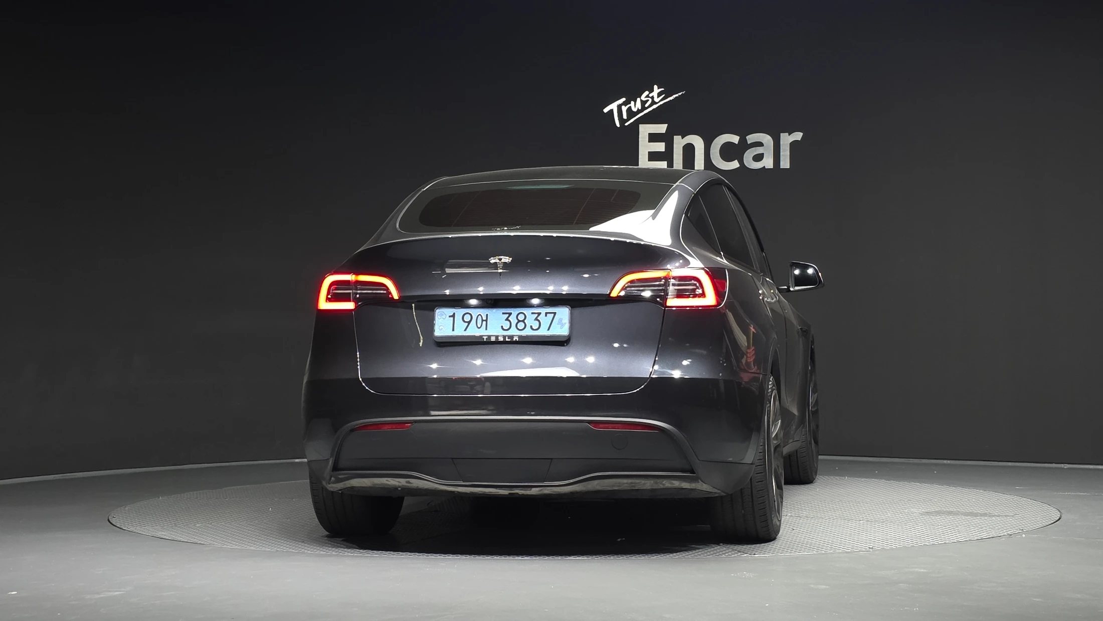 Tesla Model Y, 2025 — фото 4
