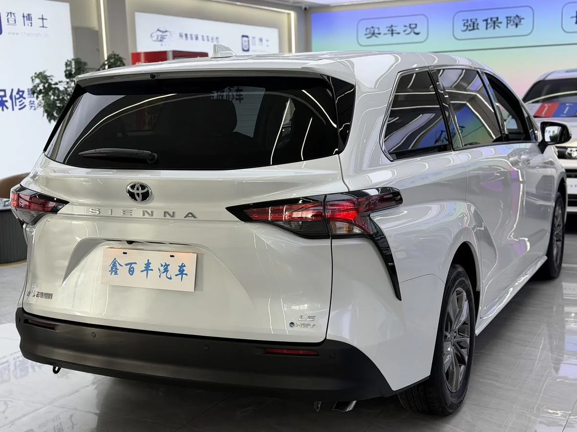 Toyota Senna, 2027 — фото 10