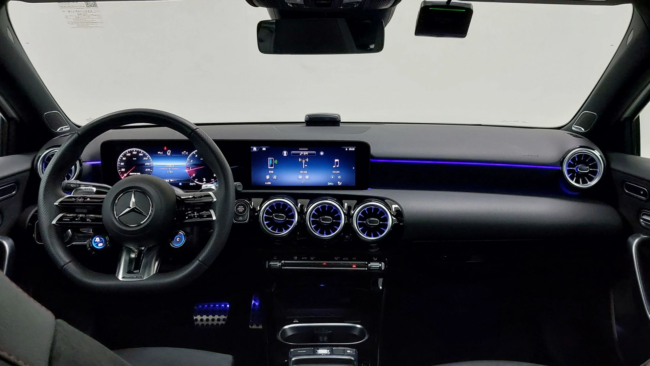 Mercedes-Benz A-Class W177, 2025 — фото 7