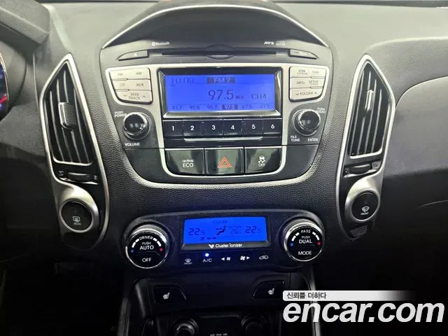 Hyundai Tucson ix, 2010 — фото 12