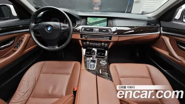 BMW 5-Series F10, 2013 — фото 7
