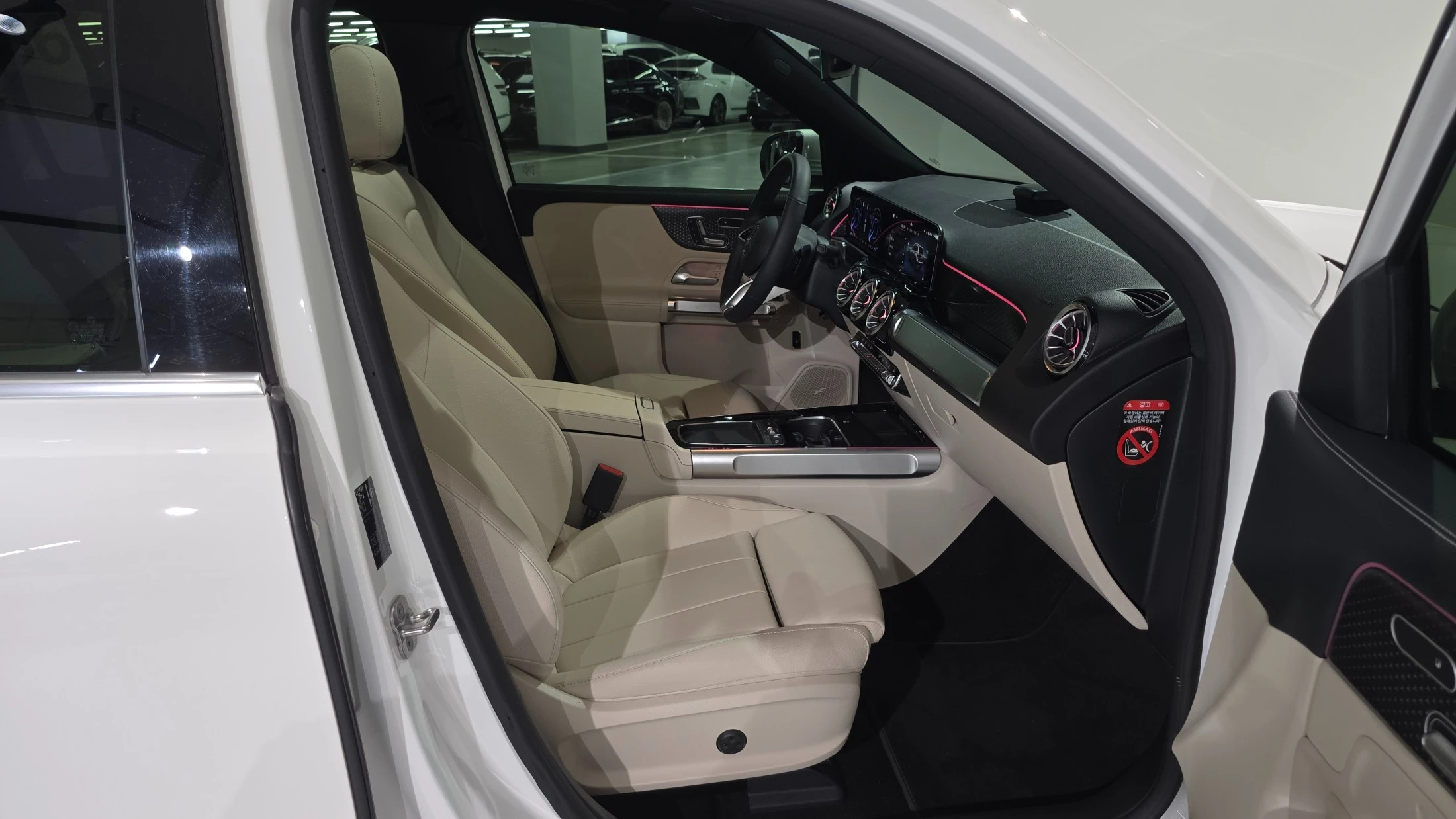 Mercedes-Benz Eqb X243, 2025 — фото 18