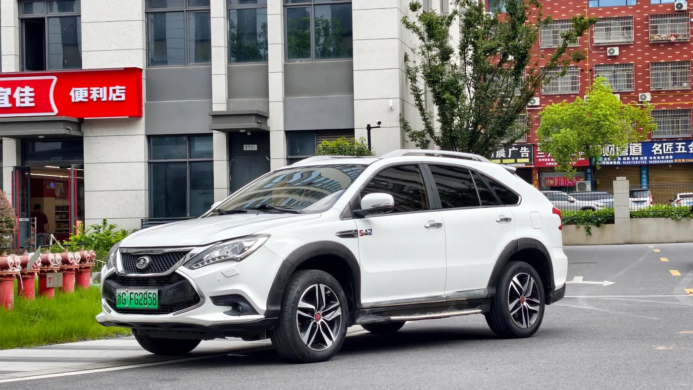 BYD Tang DM