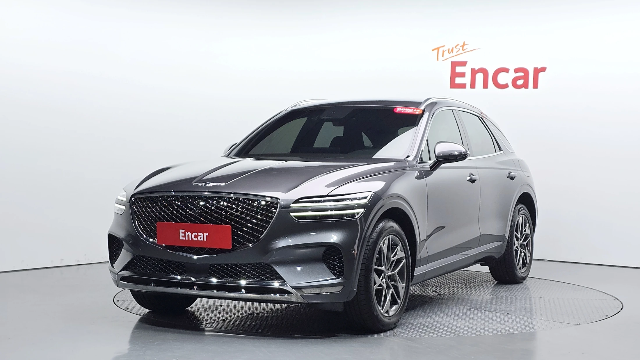 Genesis Gv70