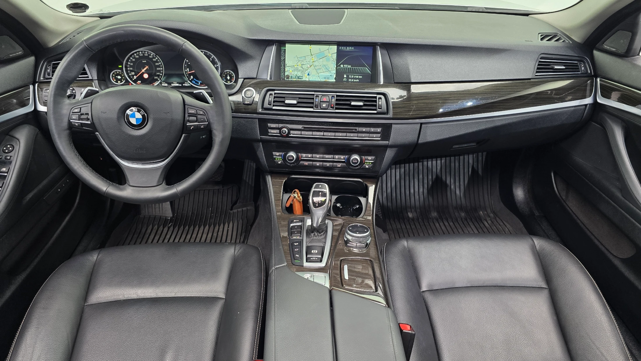 BMW 5-Series F10, 2014 — фото 7