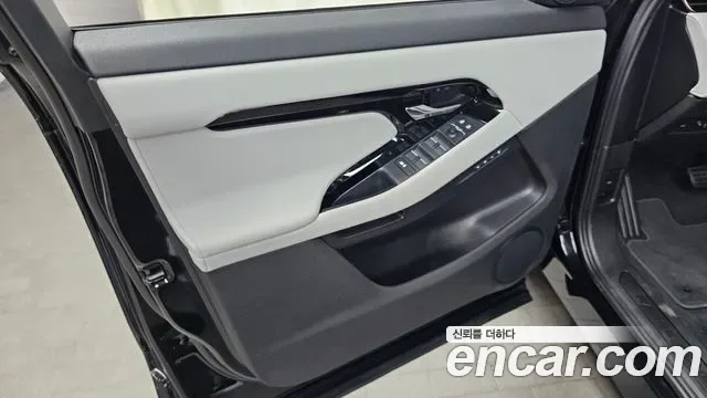 Land Rover Range Rover Evoque, 2025 — фото 24