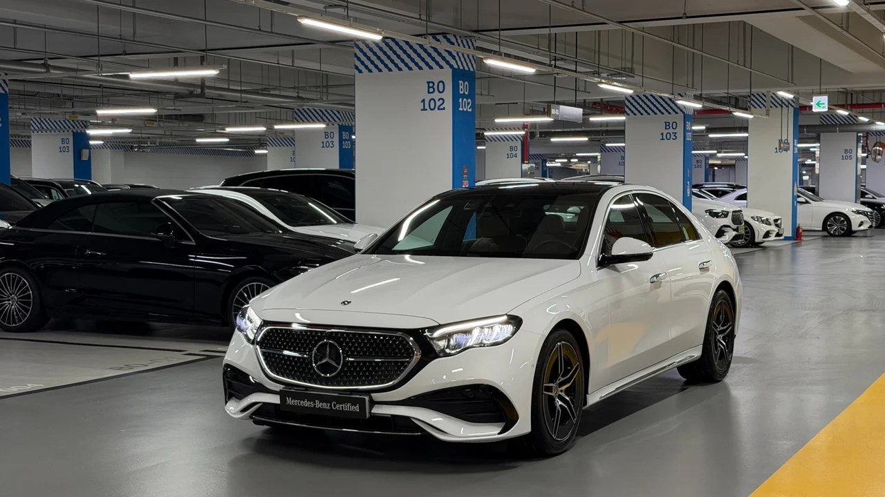 Mercedes-Benz E-Class W214
