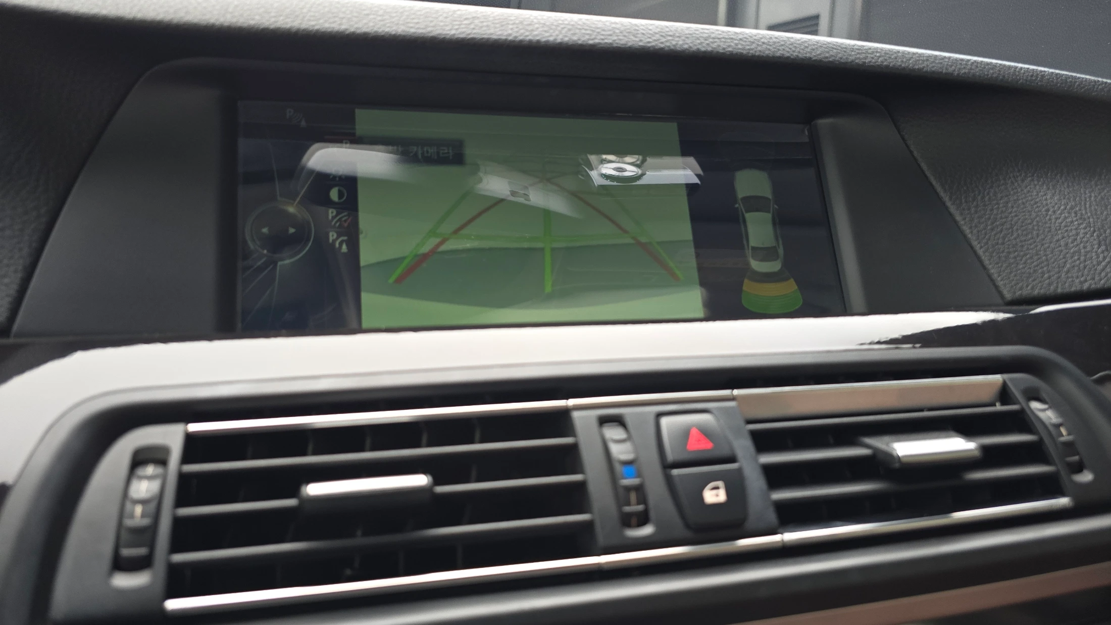 BMW 5-Series F10, 2013 — фото 16