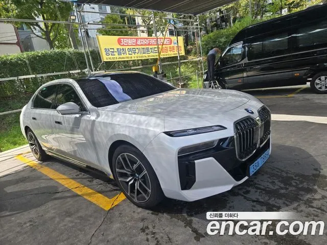 BMW I7 G70