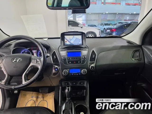 Hyundai Tucson ix, 2013 — фото 12