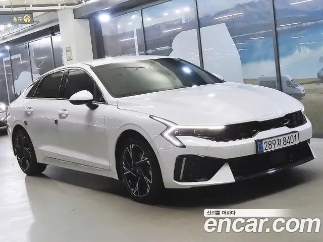 Kia K5 Hybrid