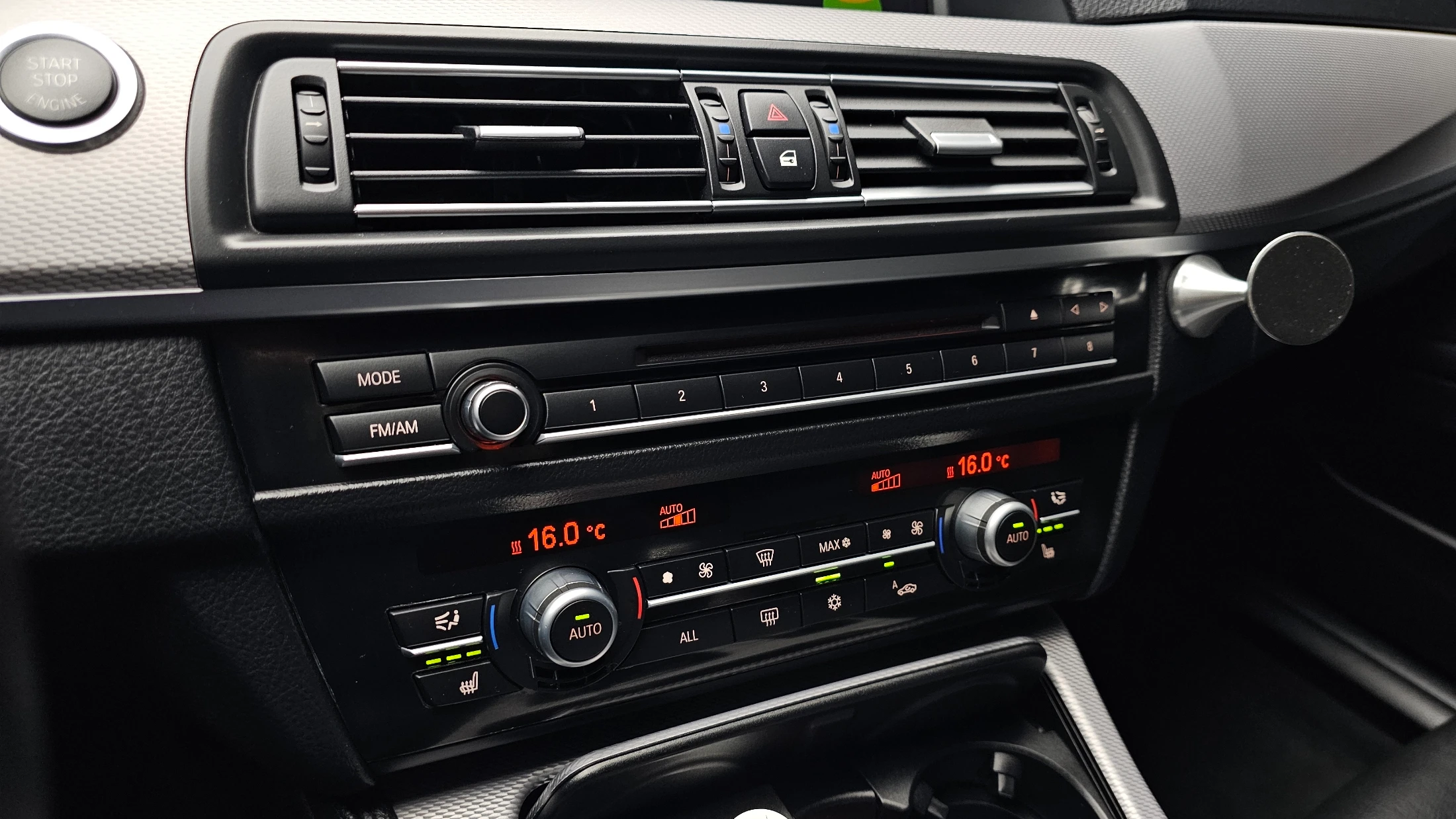 BMW 5-Series F10, 2012 — фото 17