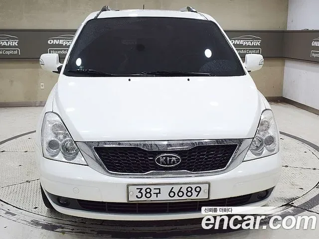 Kia Canival Carnival R, 2010 — фото 2
