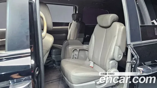 Kia Canival Carnival R, 2012 — фото 12