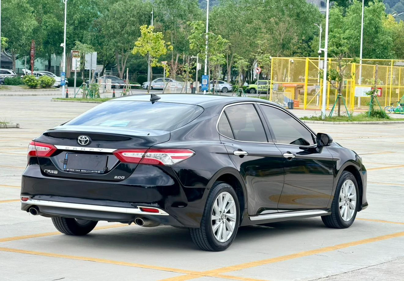 Toyota Camry, 2023 — фото 4