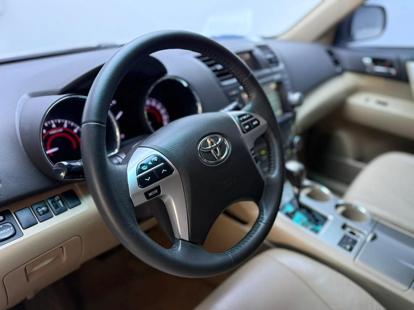 Toyota Highlander, 2012 — фото 11