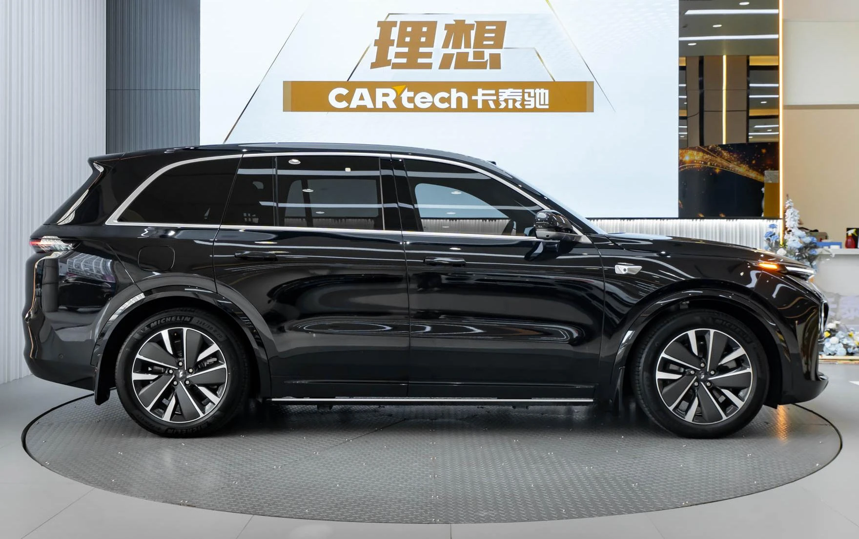 Li Auto Ideal L8, 2025 — фото 4