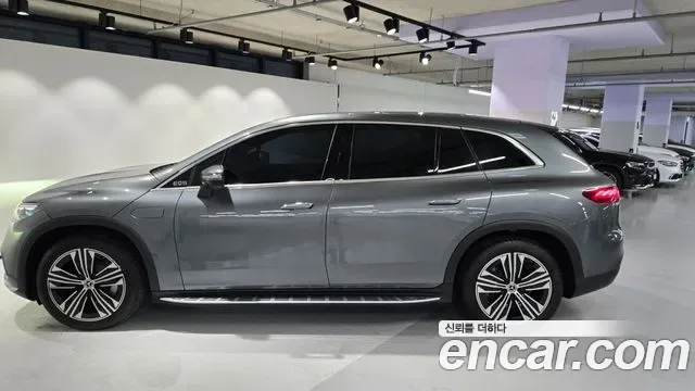 Mercedes-Benz Eqs SUV X296, 2025 — фото 8