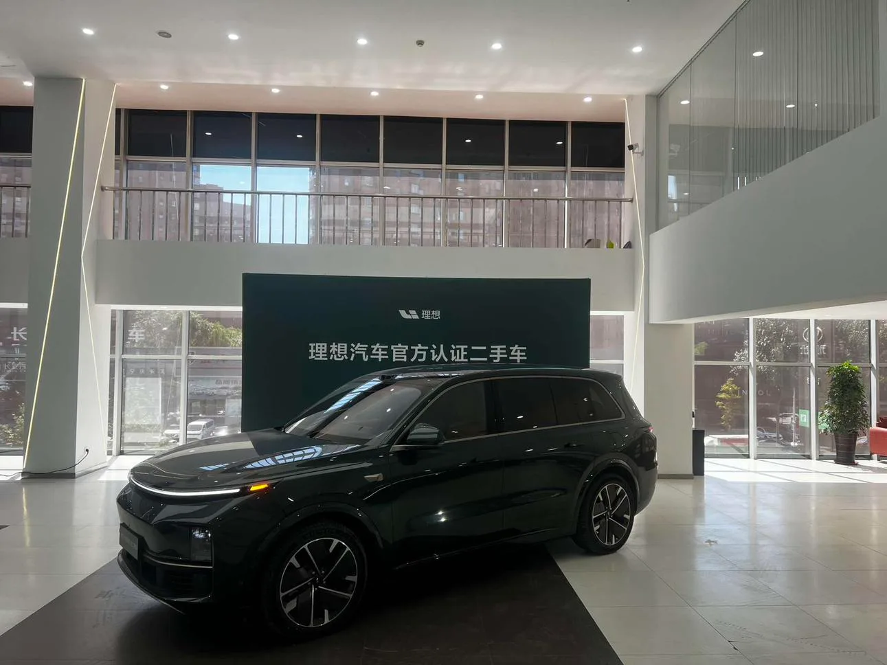 Li Auto Ideal L9