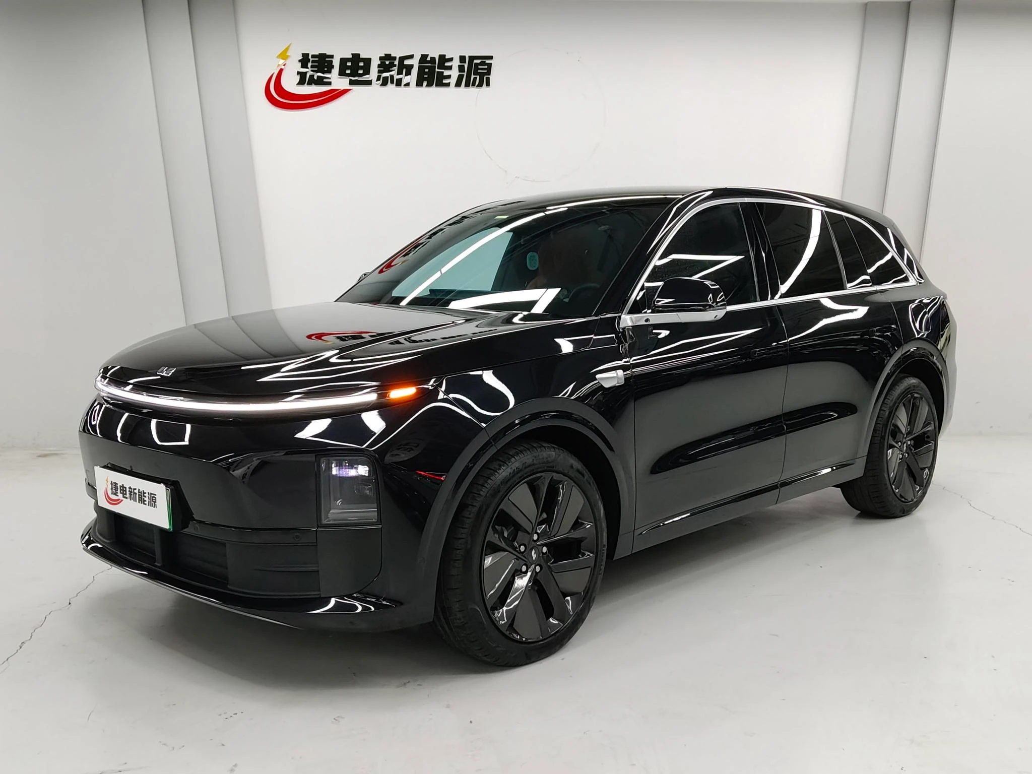 Li Auto Ideal L6