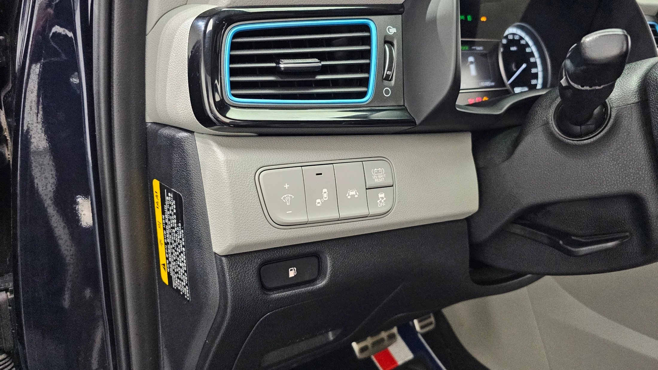 Kia Niro, 2017 — фото 17