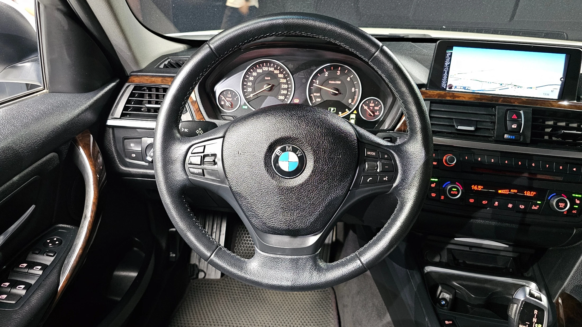 BMW 3-Series F30, 2013 — фото 13