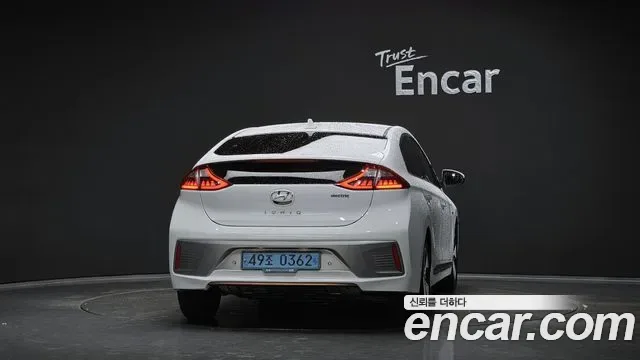 Hyundai Ioniq Ionic Electric, 2016 — фото 4