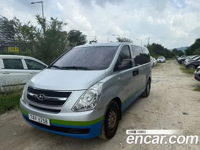 Hyundai Starex Grand Starex, 2009 — фото 2