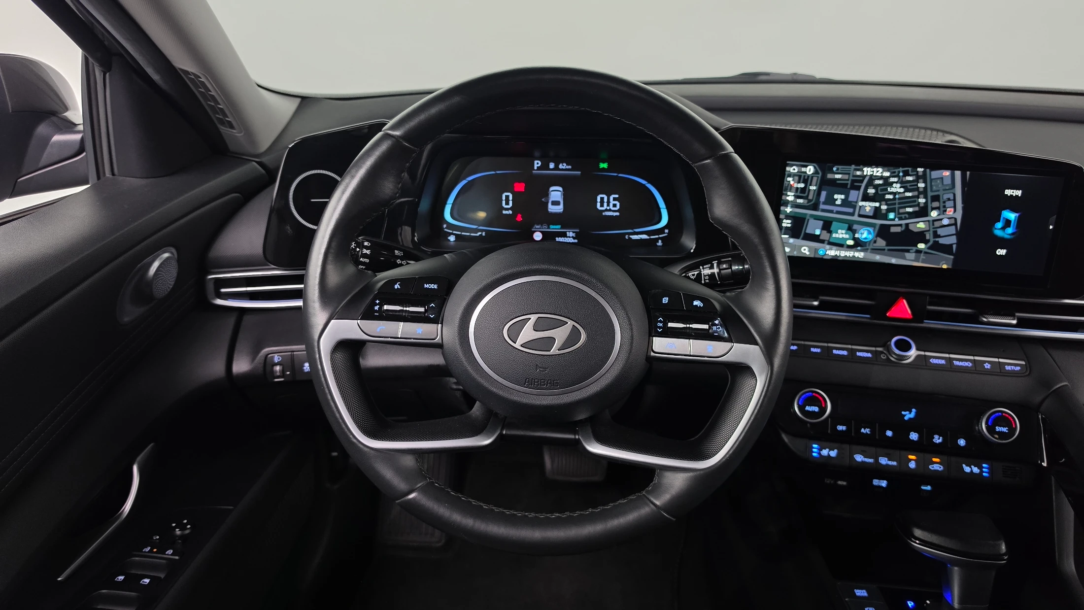 Hyundai Avante CN7, 2024 — фото 13